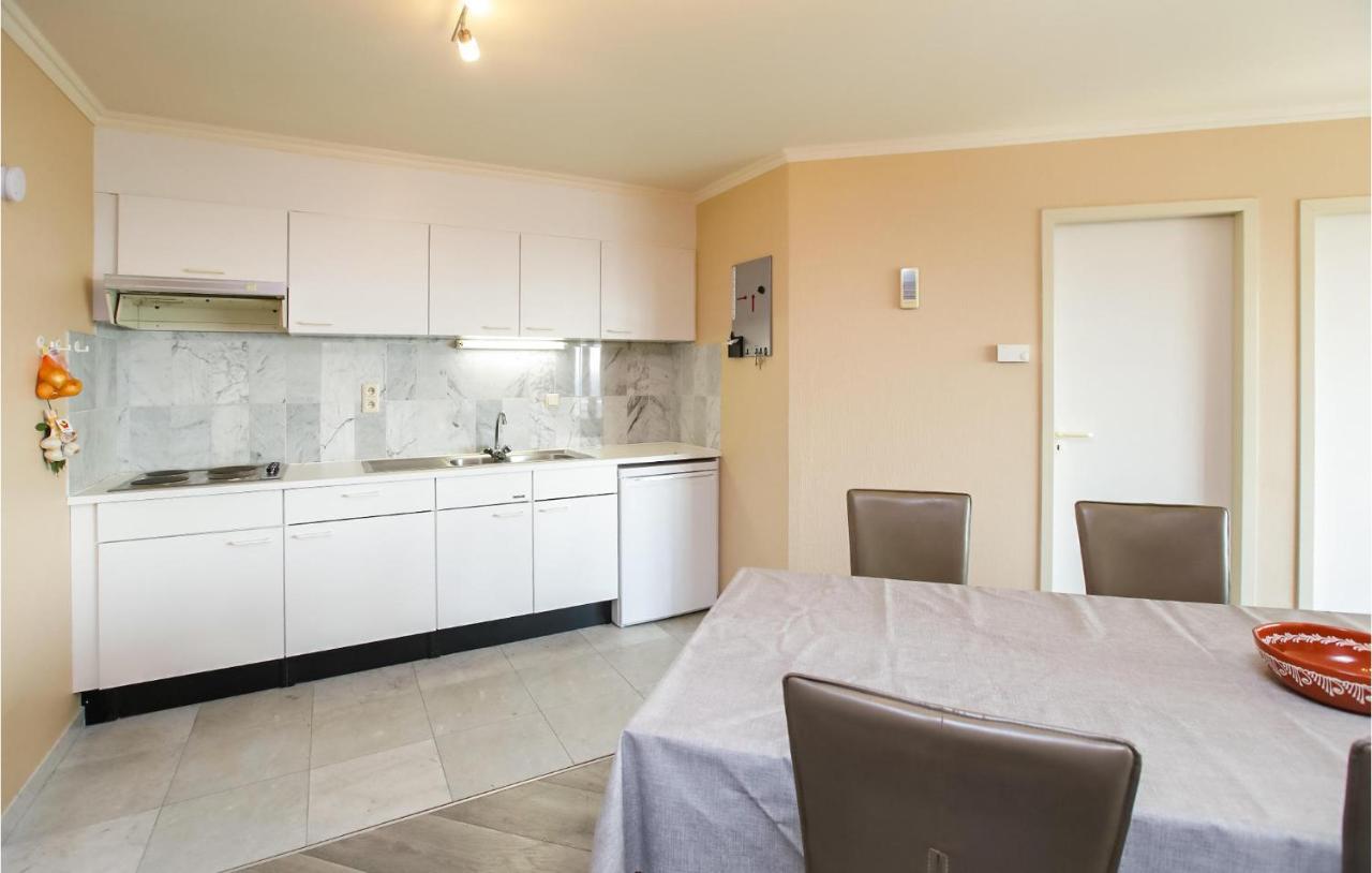 1 Bedroom Lovely Apartment In Oostende Εξωτερικό φωτογραφία